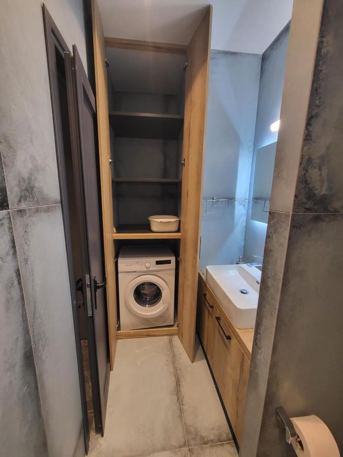 Modern Studio 2 In Veria Center, Near Elia Square Exterior photo